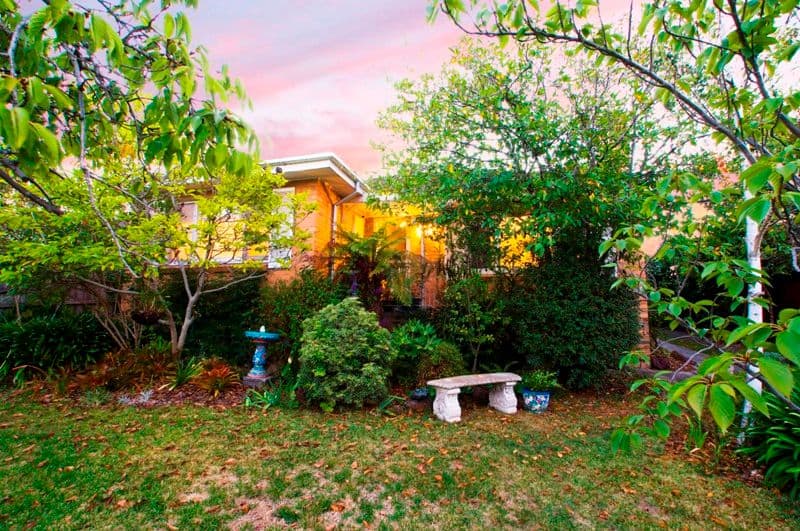27 Vivianne Avenue, MONT ALBERT NORTH VIC 3129, Mont Albert North - Image 1