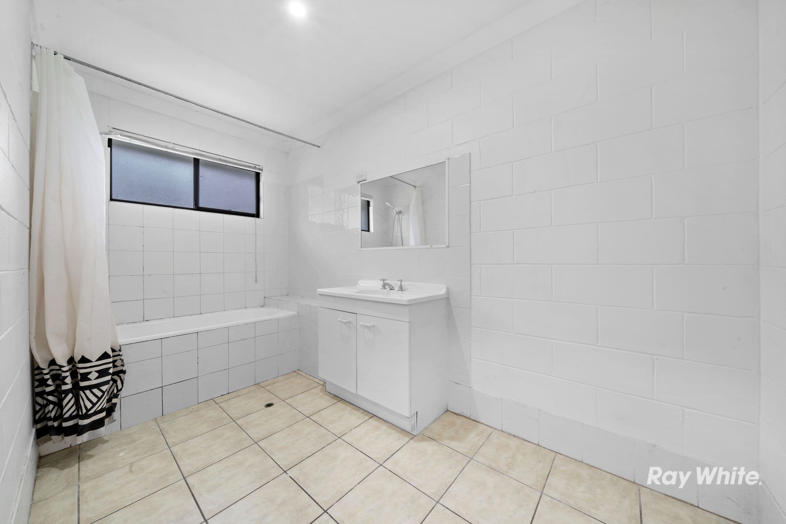 9 Short Street, Loganlea QLD 4131, Loganlea - Thumbnail 5