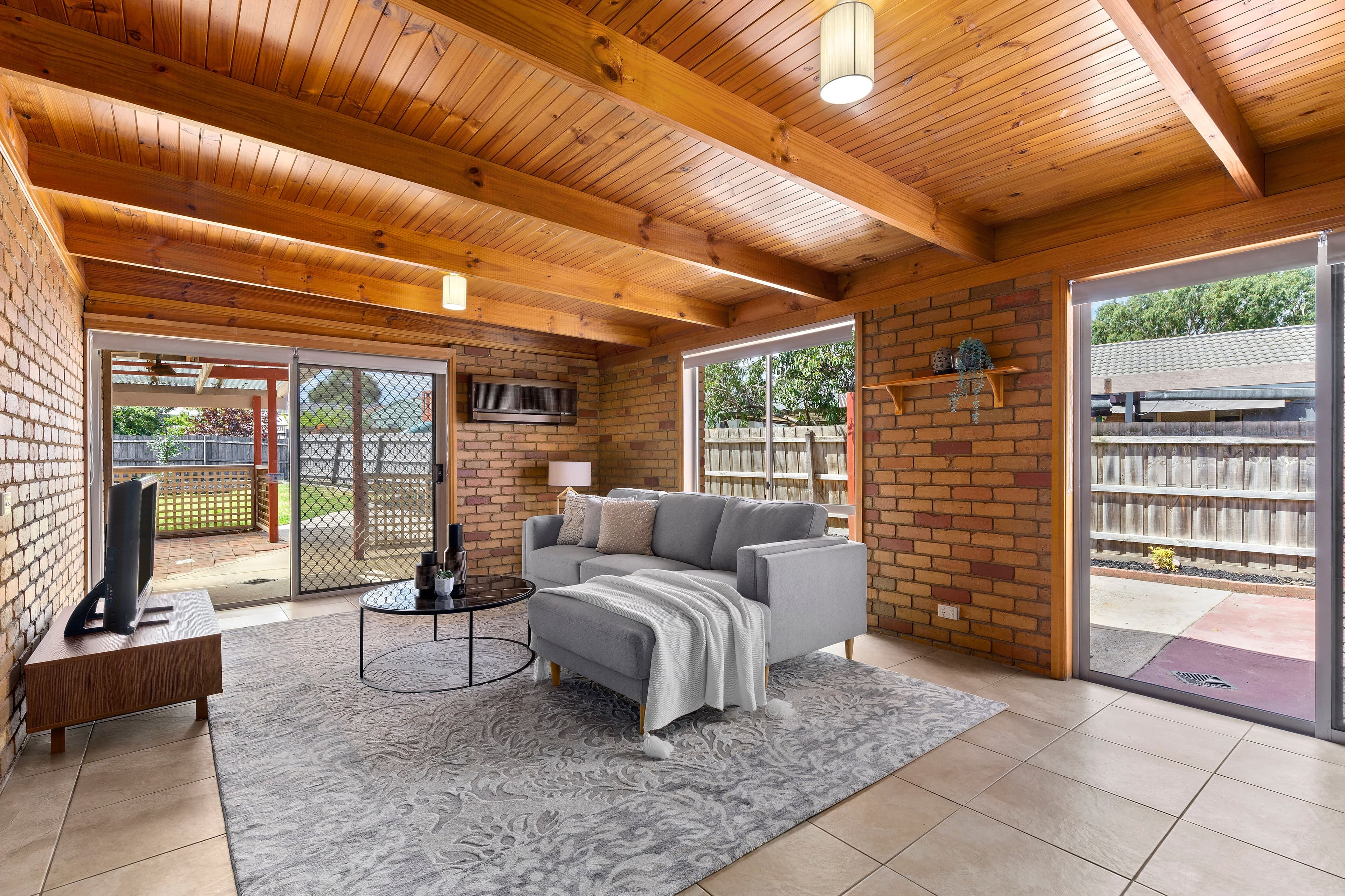 32 Grenda Drive, Mill Park VIC 3082, Mill Park - Thumbnail 2