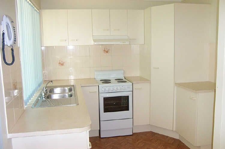 37 Suffolk Street, Caboolture South QLD 4510, Caboolture South - Thumbnail 4
