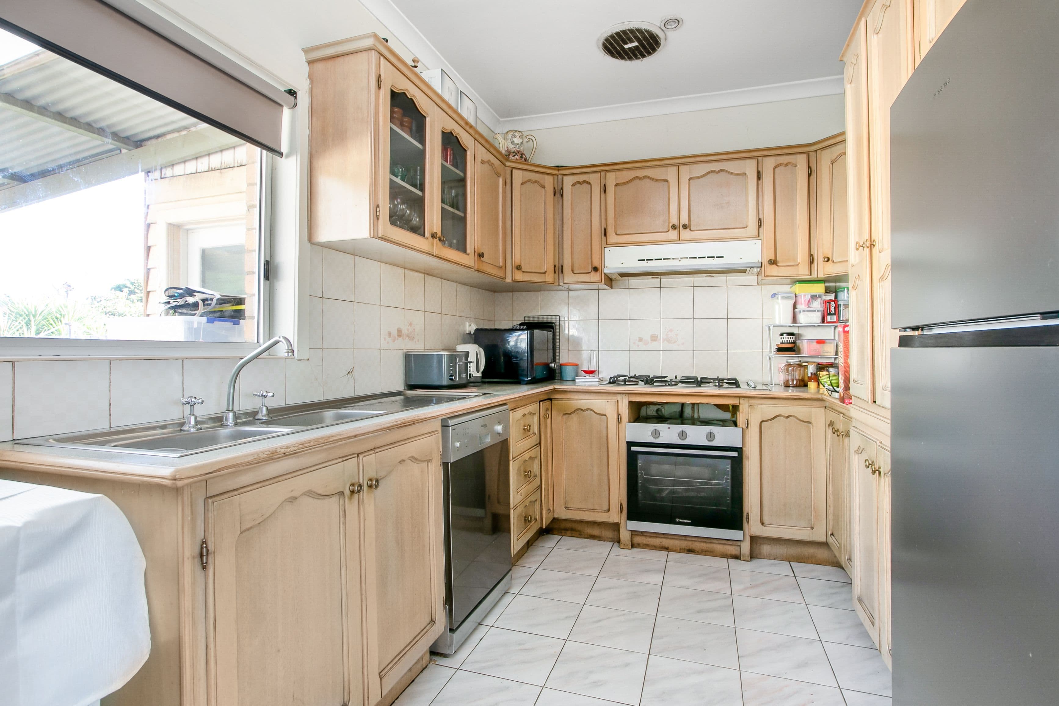 41 Locher Avenue, Reservoir VIC 3073, Reservoir - Thumbnail 6