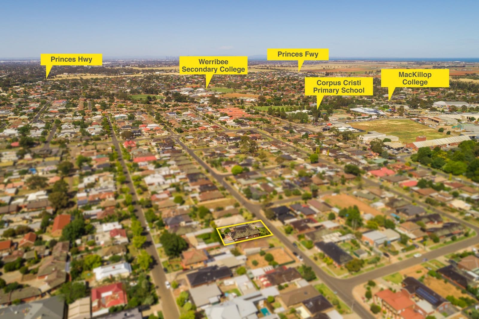 34 Burke Street, Werribee VIC 3030, Werribee - Thumbnail 3