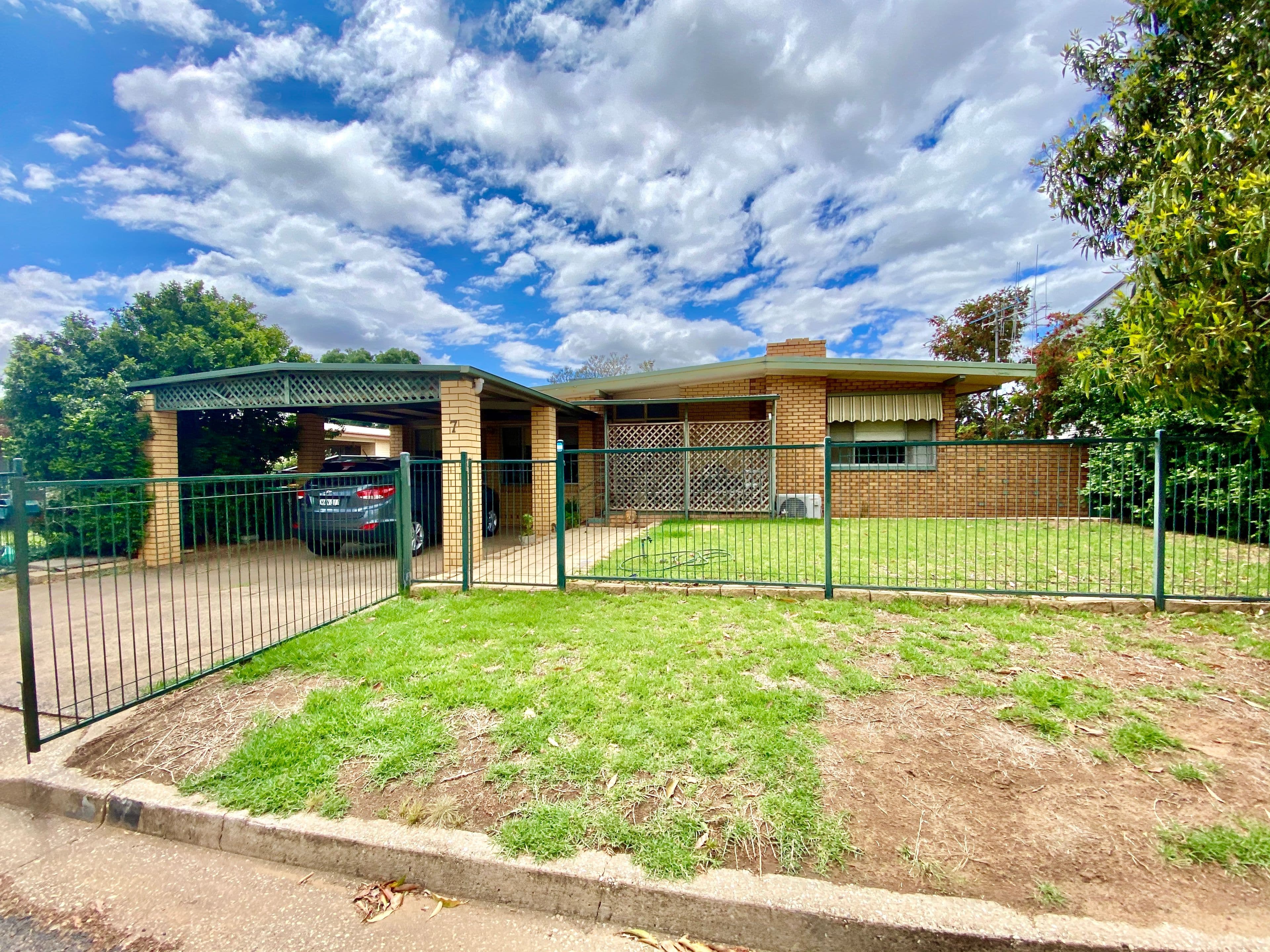 7 Gale Street, Forbes NSW 2871, Forbes - Thumbnail 2