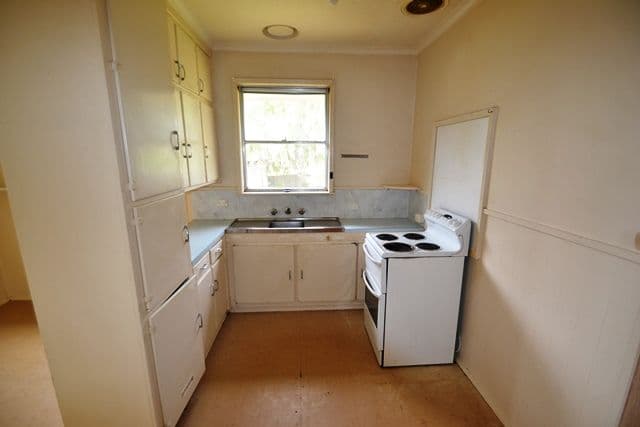 18 Martindale Crescent, SEYMOUR VIC 3660, Seymour - Thumbnail 2