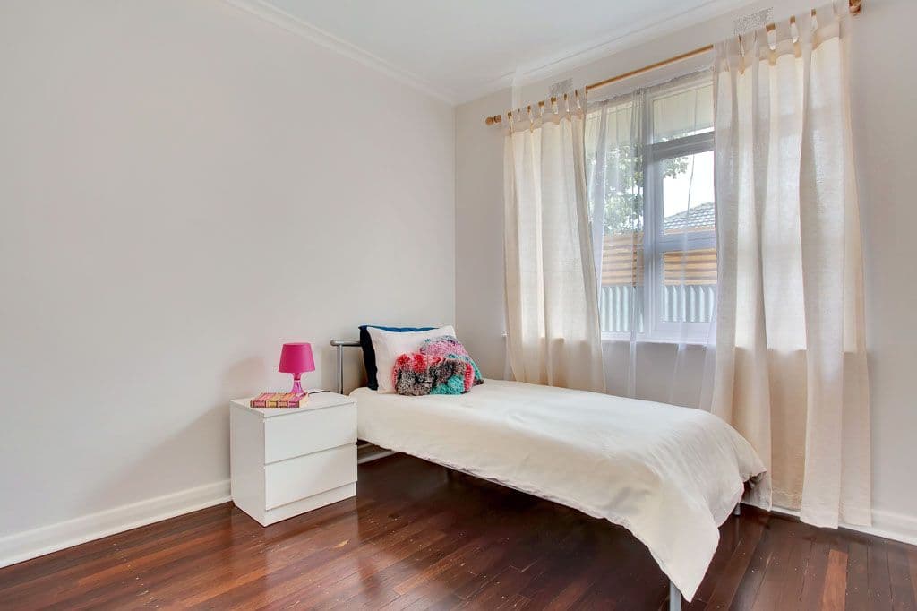 12 Sampson Road, Mitchell Park SA 5043, Mitchell Park - Thumbnail 7