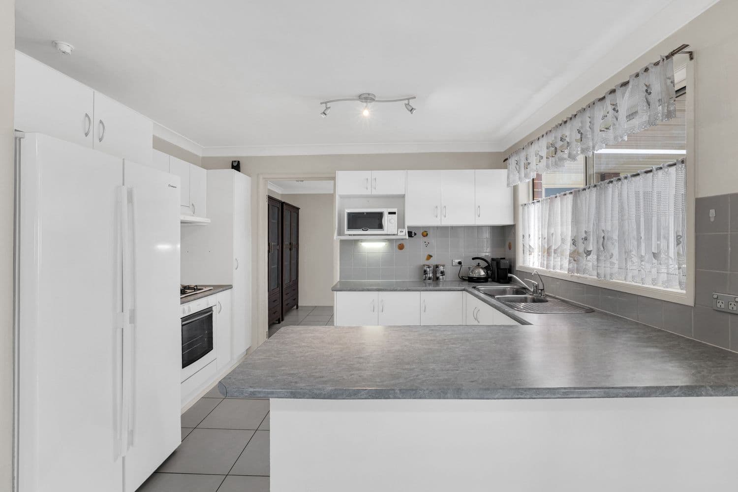 5 Caspian Court, Plumpton NSW 2761, Plumpton - Thumbnail 5
