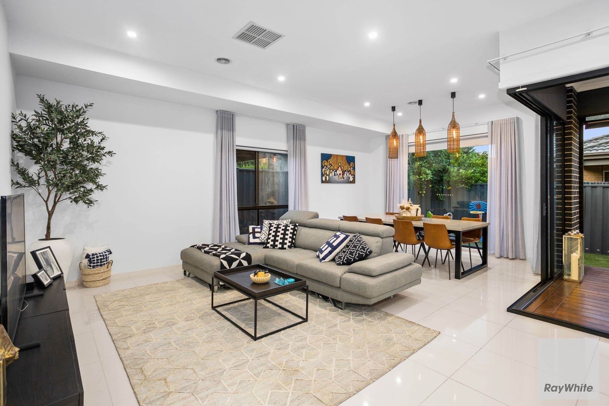 6 Miro Way, FRASER RISE VIC 3336, Fraser Rise - Thumbnail 2