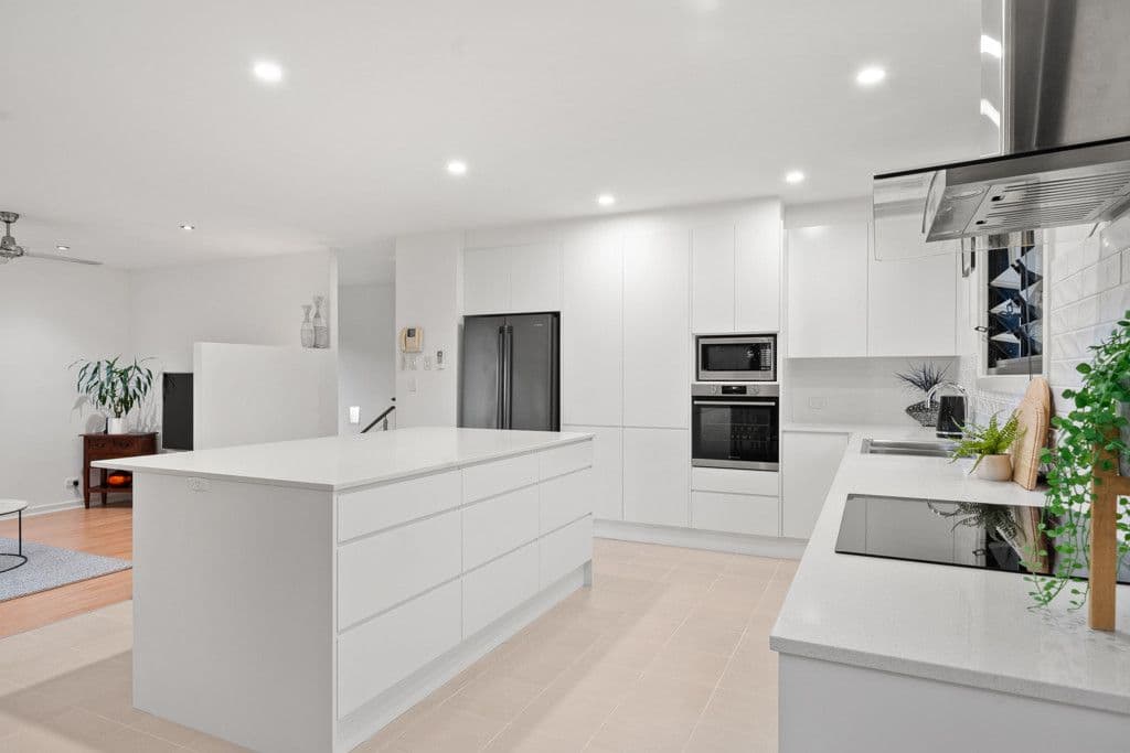 91 Wyong Road, Berkeley Vale NSW 2261, Berkeley Vale - Thumbnail 2