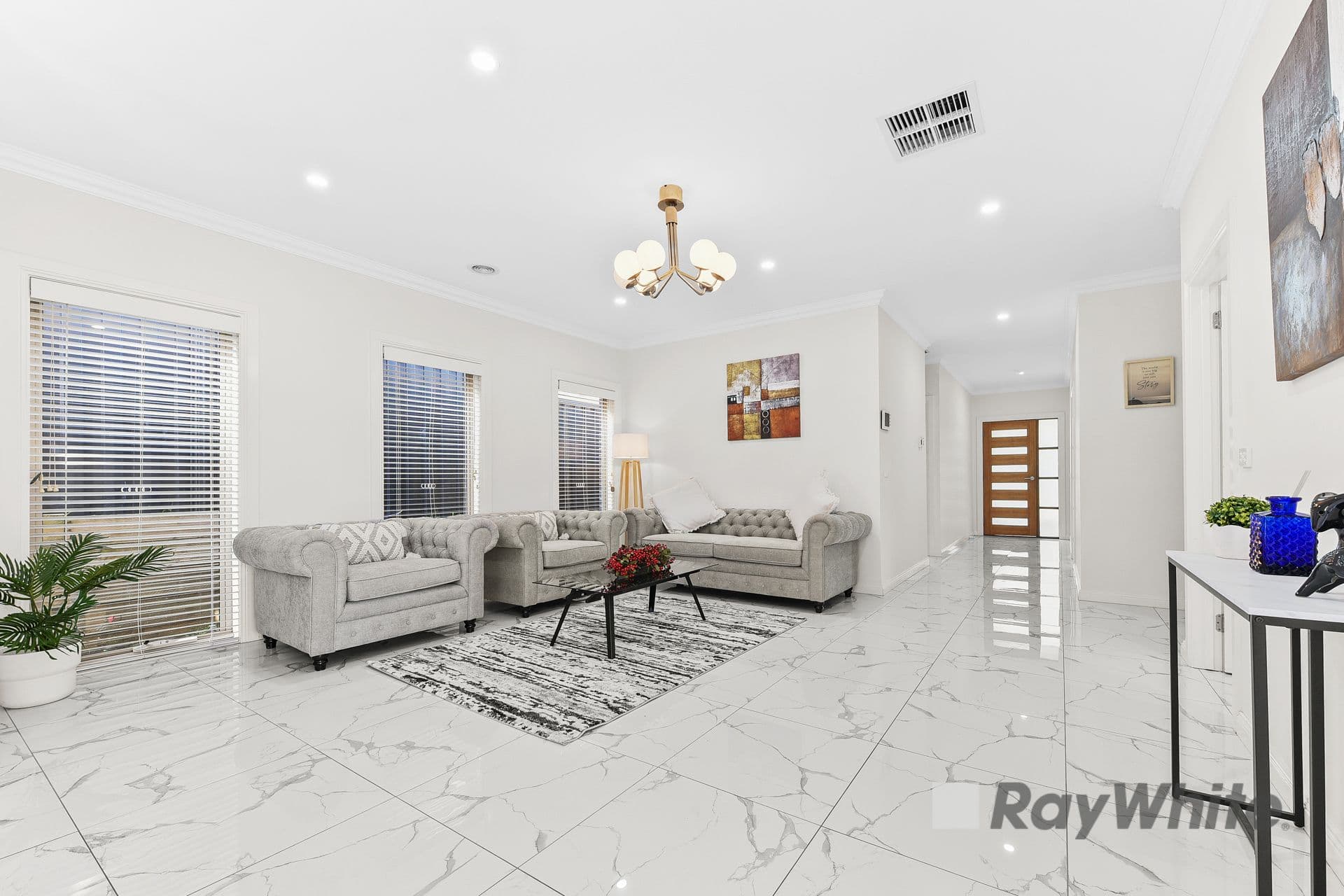 15 Laburnum Grove, Doveton VIC 3177, Doveton - Thumbnail 2