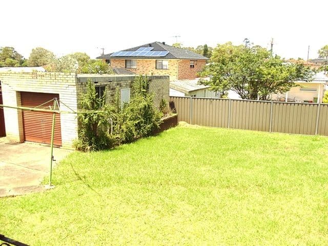 21 Brentwood Street, Fairfield West - Thumbnail 3