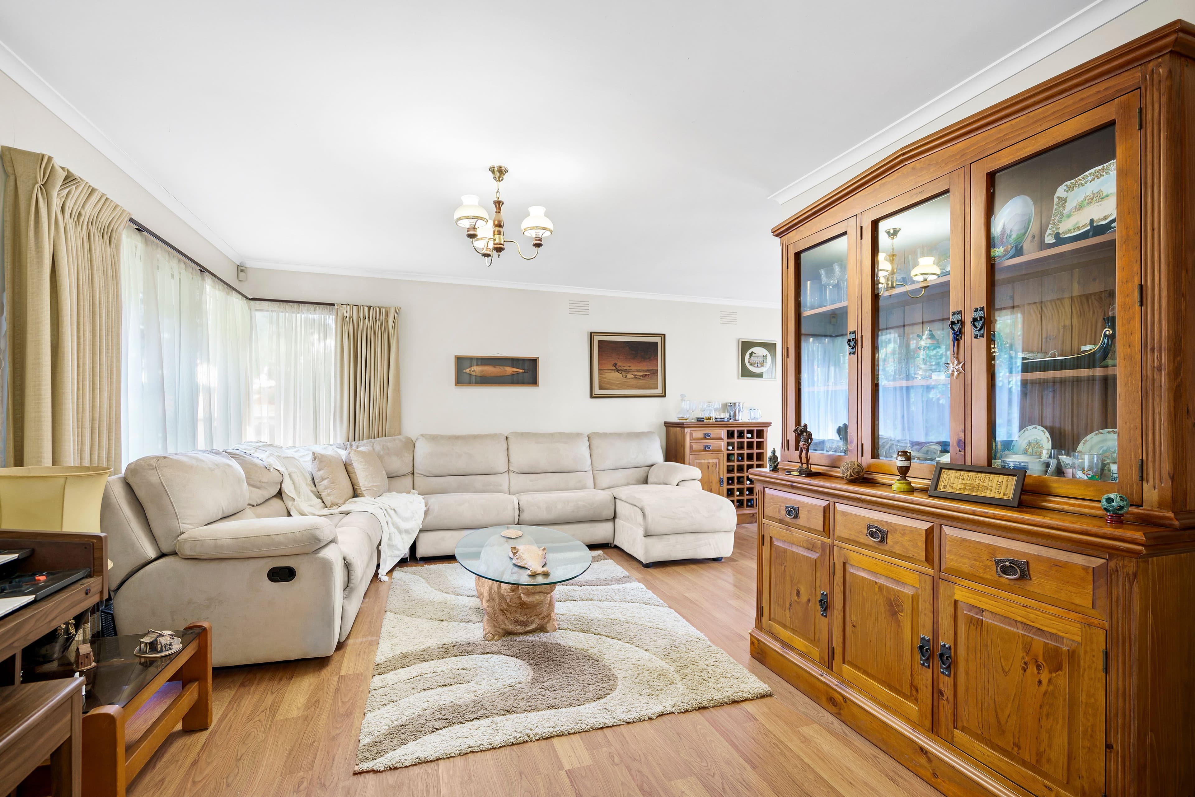 14 Ervine Close, Sunbury VIC 3429, Sunbury - Thumbnail 2