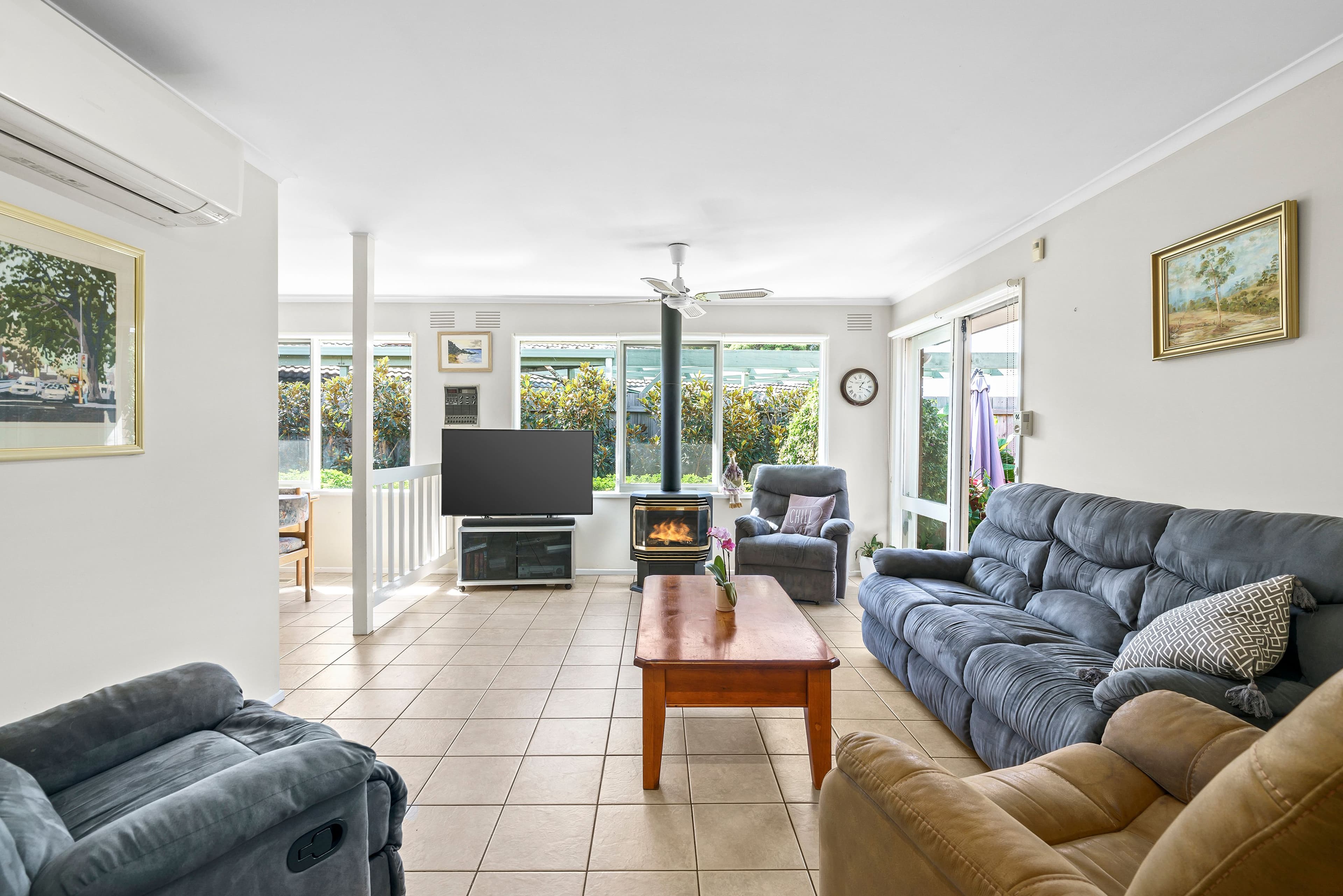 14 Ervine Close, Sunbury VIC 3429, Sunbury - Thumbnail 4