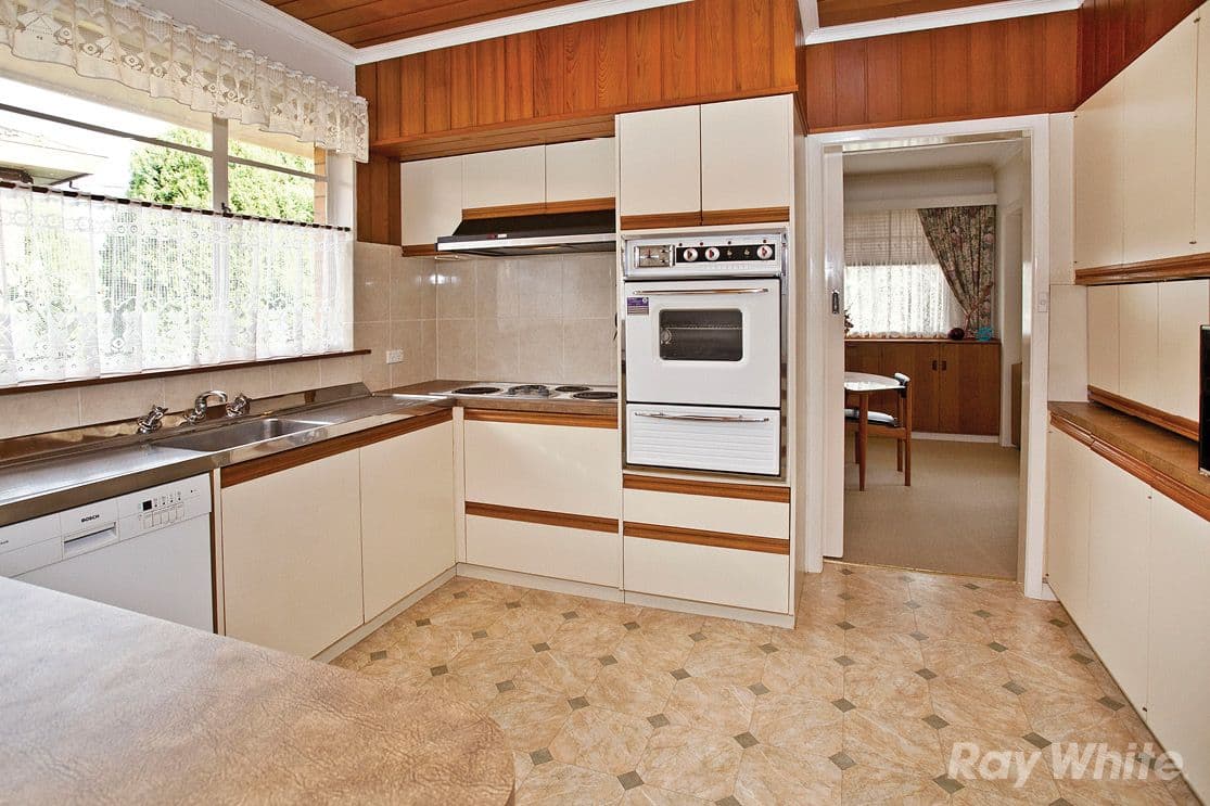 2 Blossom Court, GLEN WAVERLEY VIC 3150, Glen Waverley - Thumbnail 3