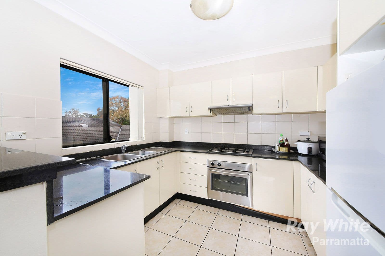 8-12 Alexandra Avenue, Westmead NSW 2145, Westmead - Thumbnail 3