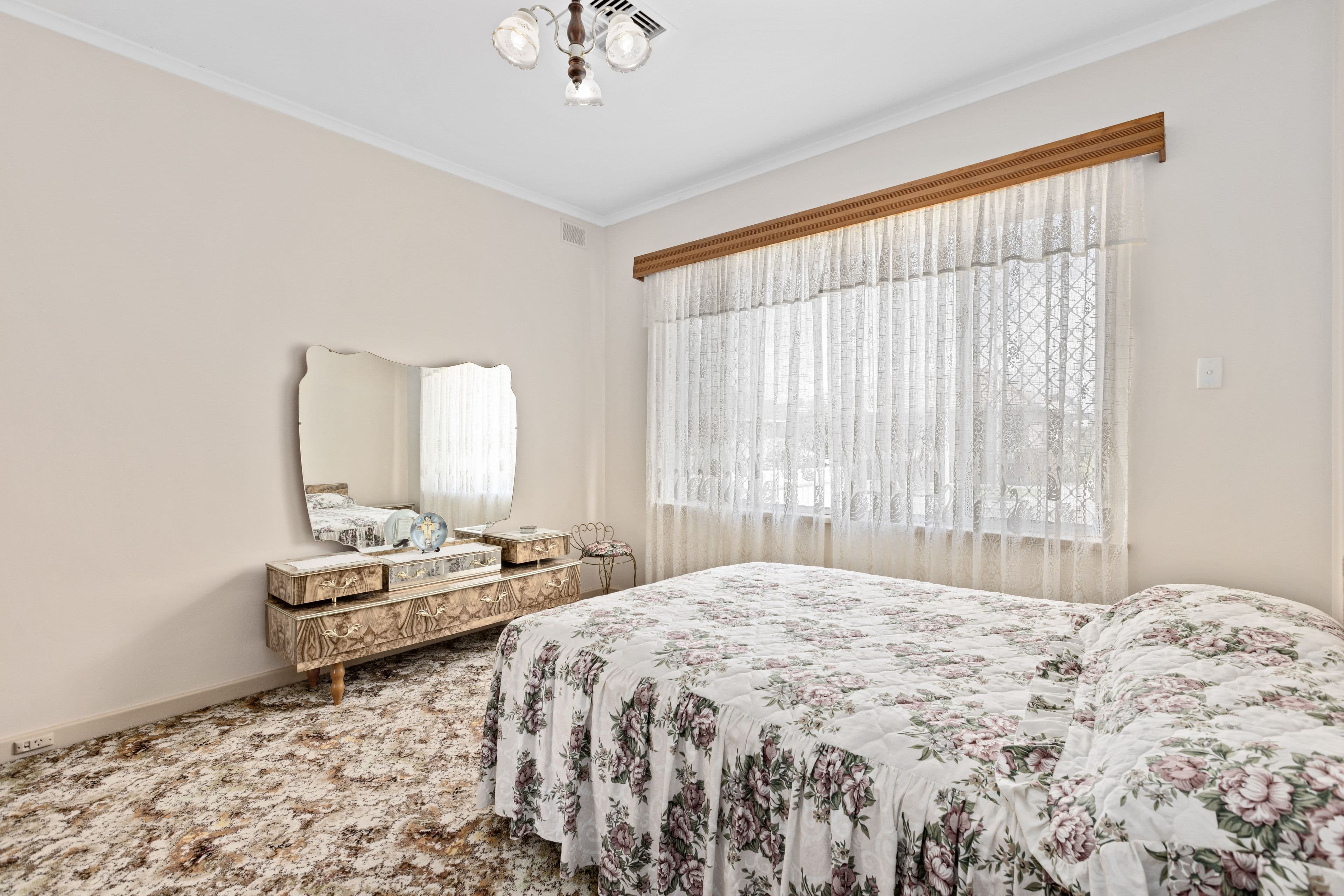 6 Airdrie Avenue, Seaton SA 5023, Seaton - Thumbnail 2