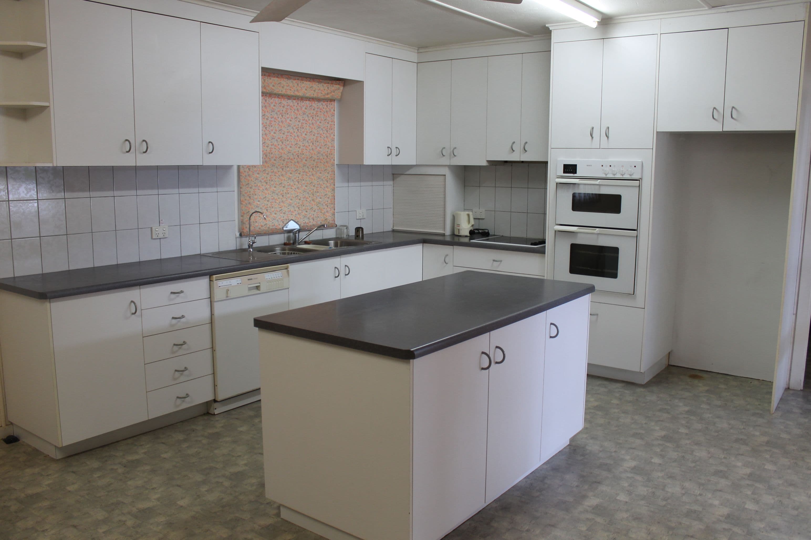 62 Nicholson Street, Dalby QLD 4405, Dalby - Thumbnail 2