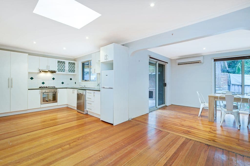 18 Peppercorn Parade, Epping VIC 3076, Epping - Thumbnail 3
