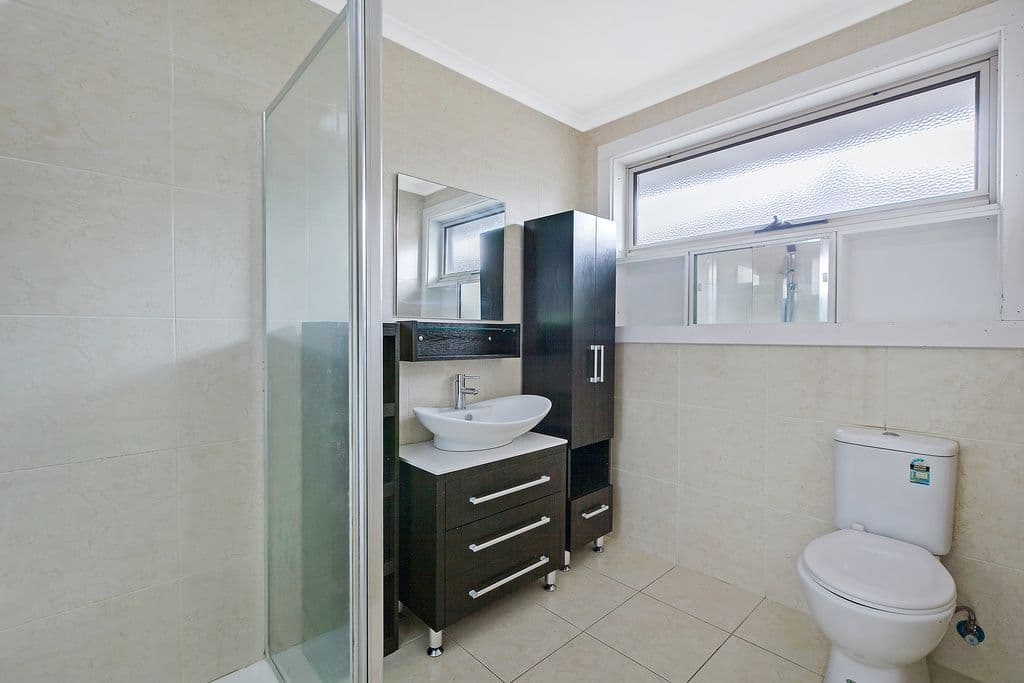 18 Peppercorn Parade, Epping VIC 3076, Epping - Thumbnail 7