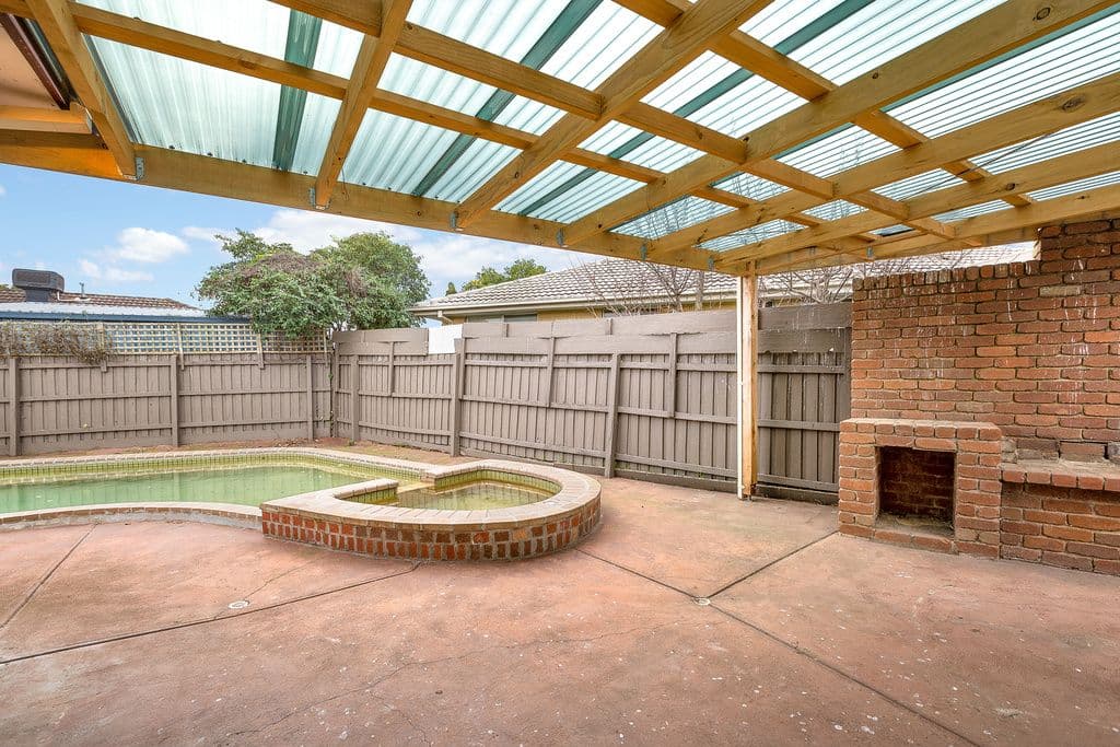 18 Peppercorn Parade, Epping VIC 3076, Epping - Thumbnail 8