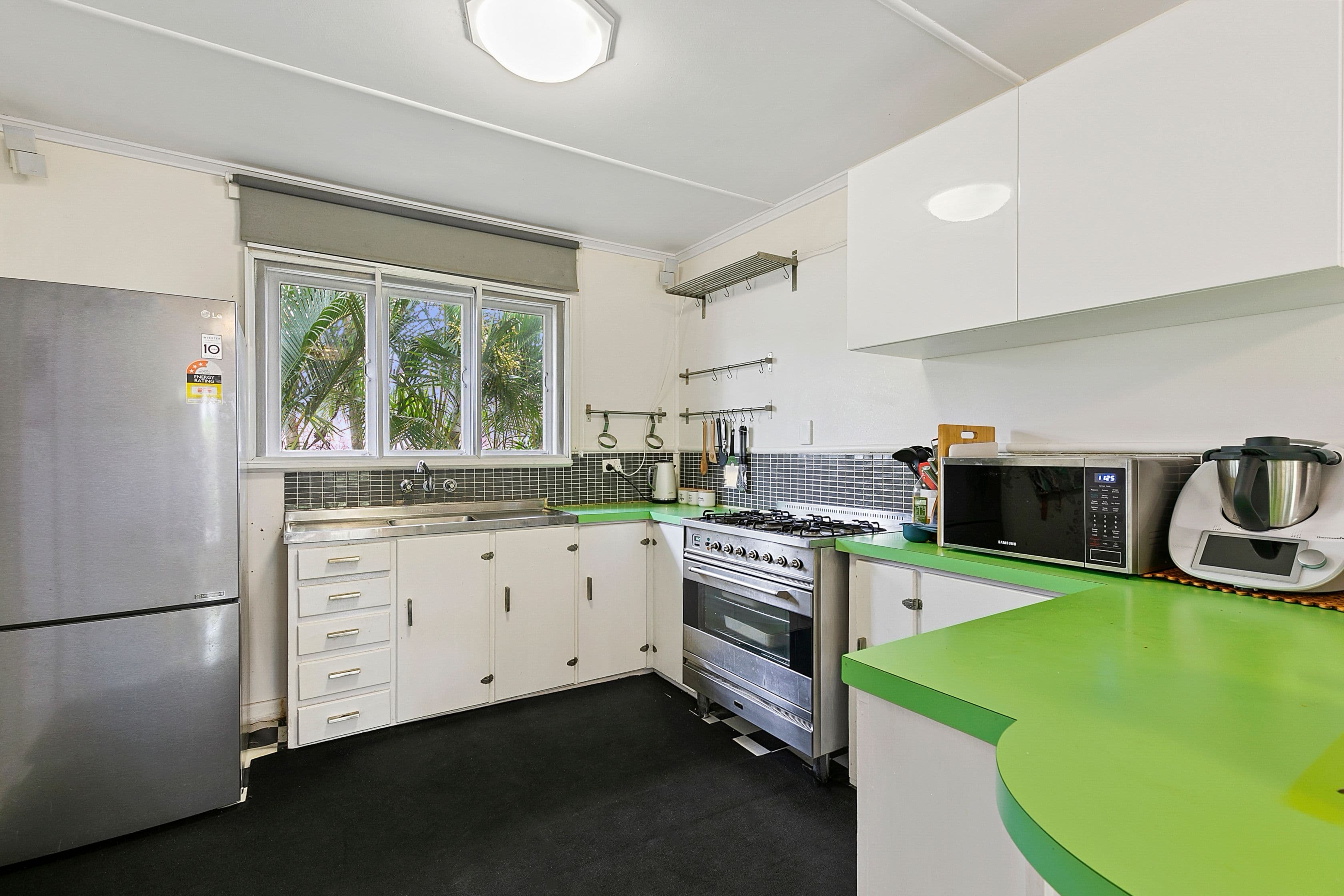 36 Duval Street, Wynnum West QLD 4178, Wynnum West - Thumbnail 5