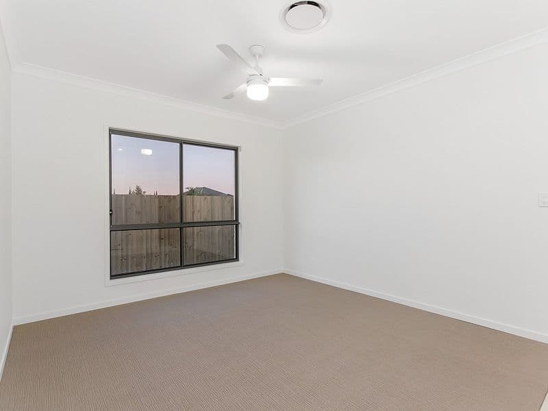 4 Alva Court, OXENFORD QLD 4210, Oxenford - Thumbnail 8