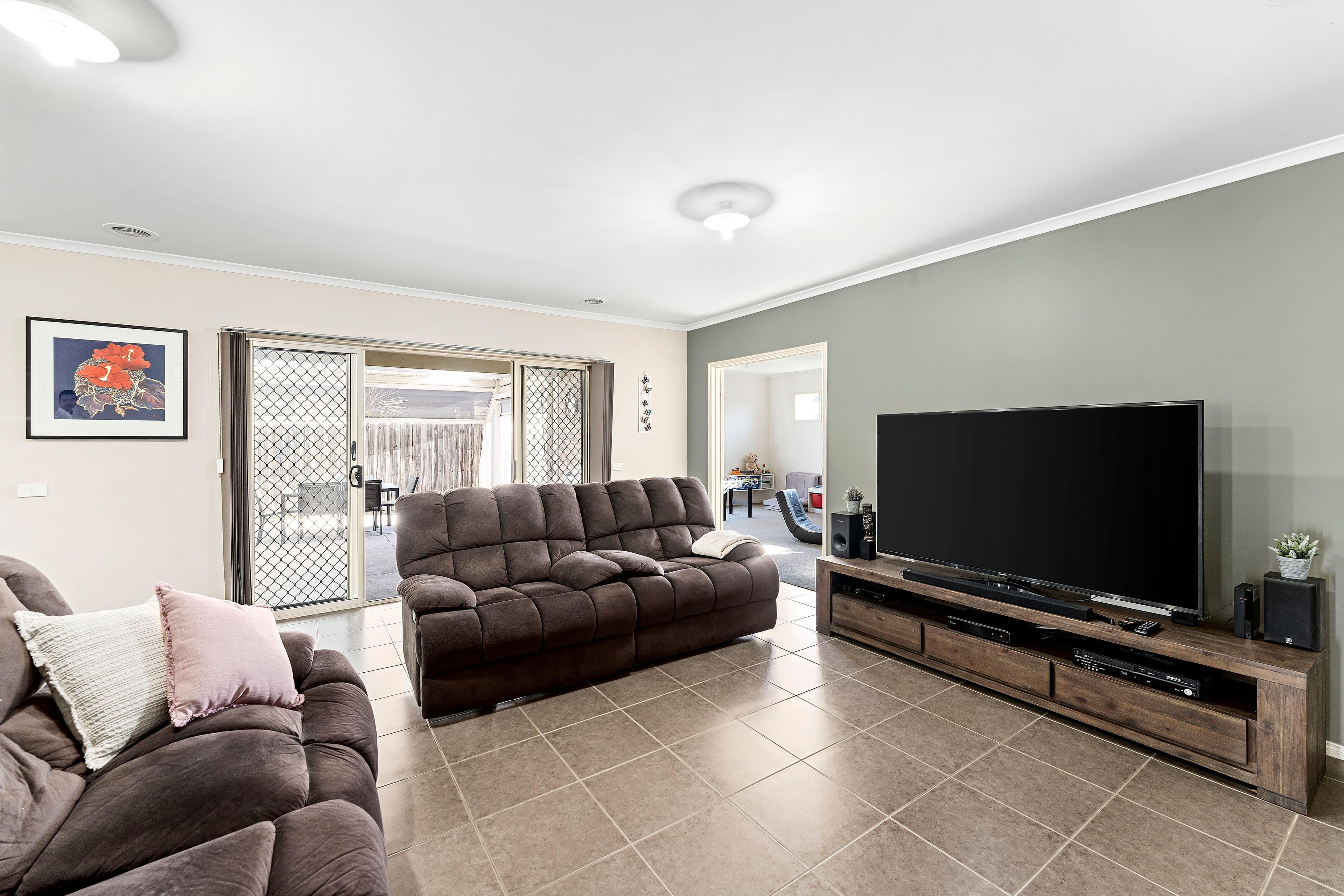 24 Massie Circuit, Sunbury VIC 3429, Sunbury - Thumbnail 4