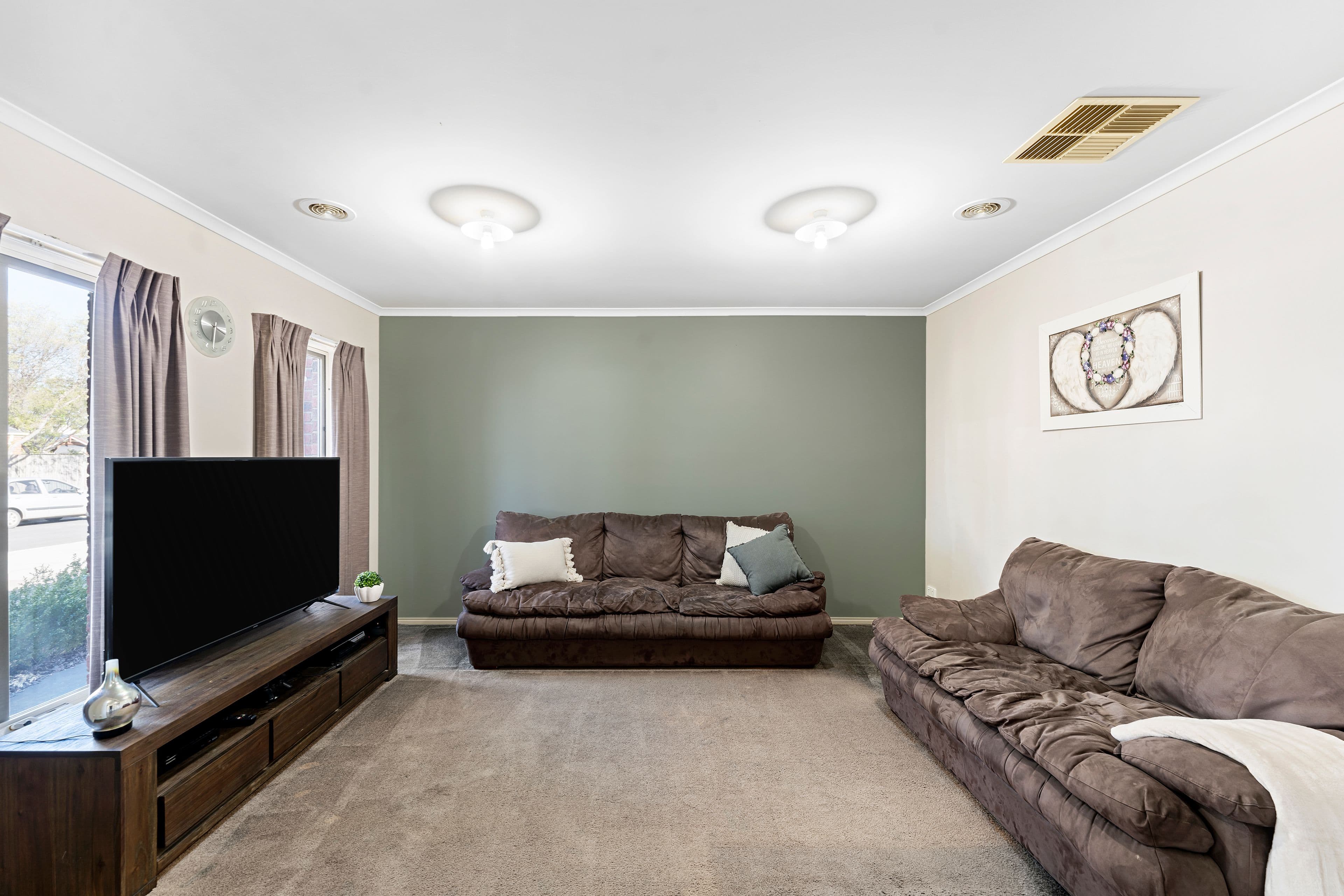 24 Massie Circuit, Sunbury VIC 3429, Sunbury - Thumbnail 5