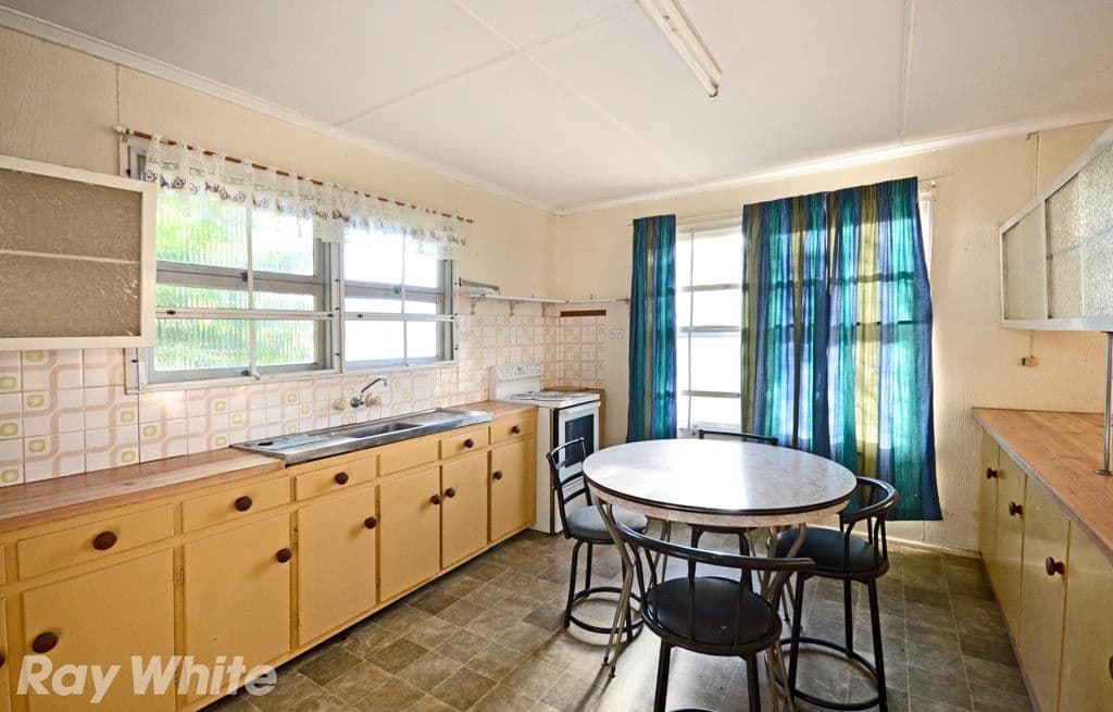 123 Bell Street, Biloela QLD 4715, Biloela - Thumbnail 3