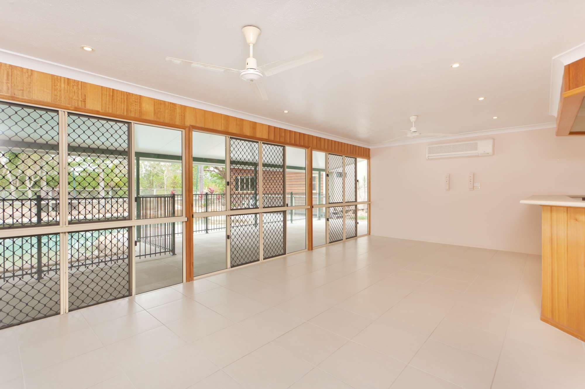 232 Kelso Drive, KELSO QLD 4815, Kelso - Thumbnail 7