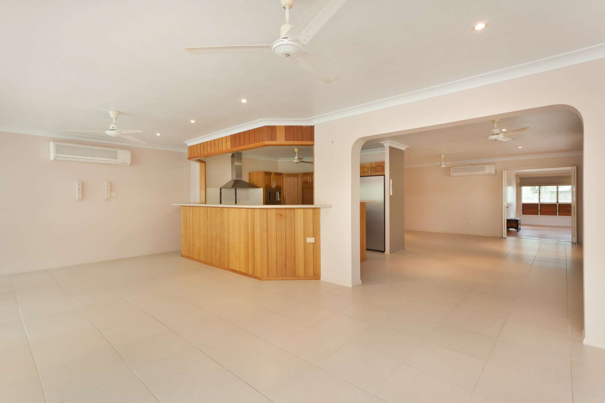 232 Kelso Drive, KELSO QLD 4815, Kelso - Thumbnail 8