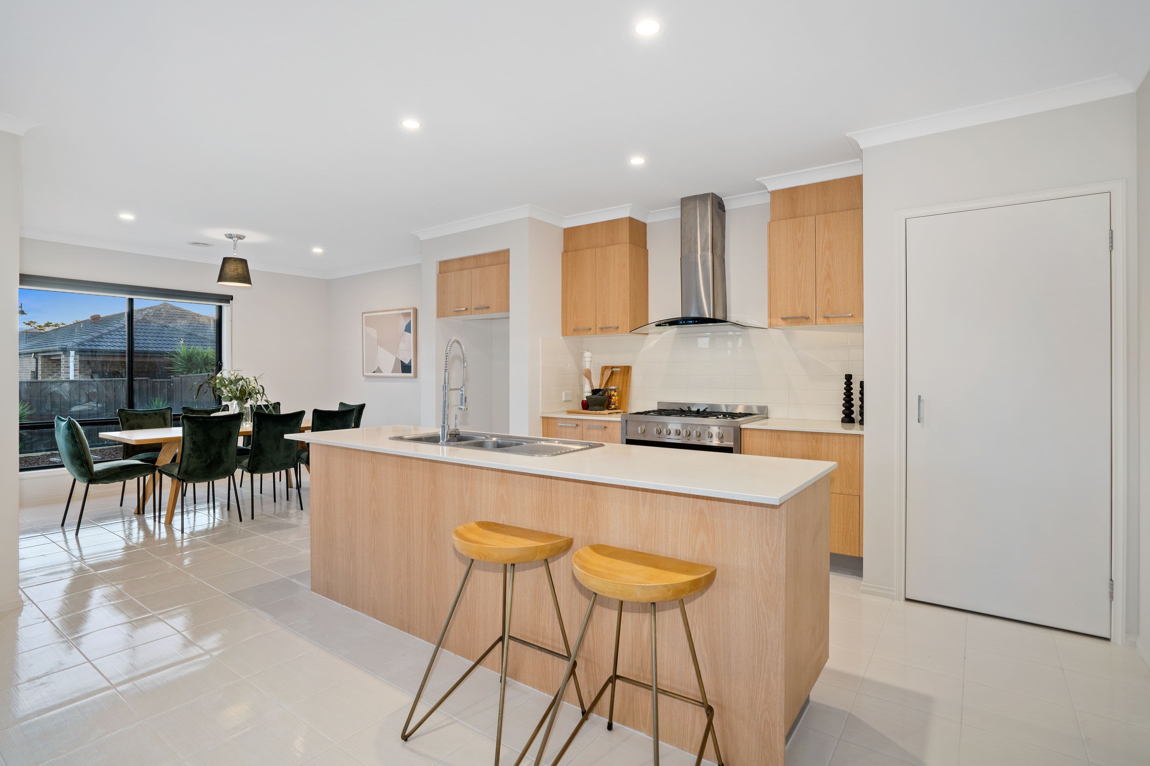 43 Burrora Way, Craigieburn VIC 3064, Craigieburn - Thumbnail 5