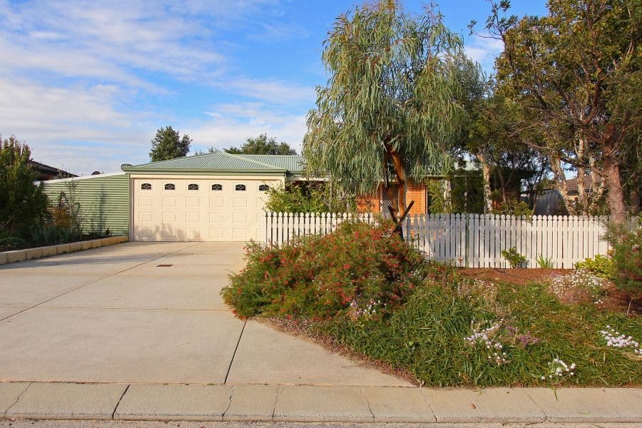 15 Lombardy Crescent, Caversham WA 6055, Caversham - Thumbnail 4
