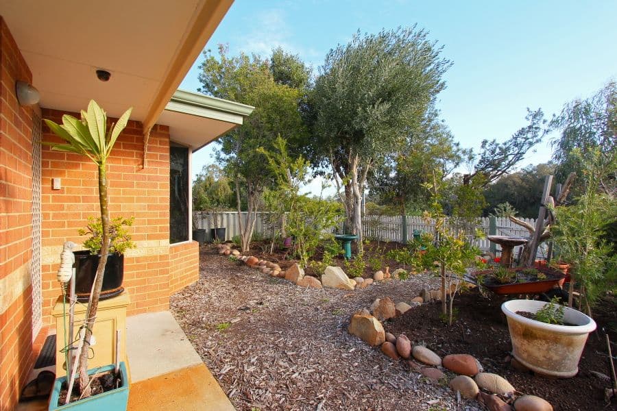 15 Lombardy Crescent, Caversham WA 6055, Caversham - Thumbnail 5
