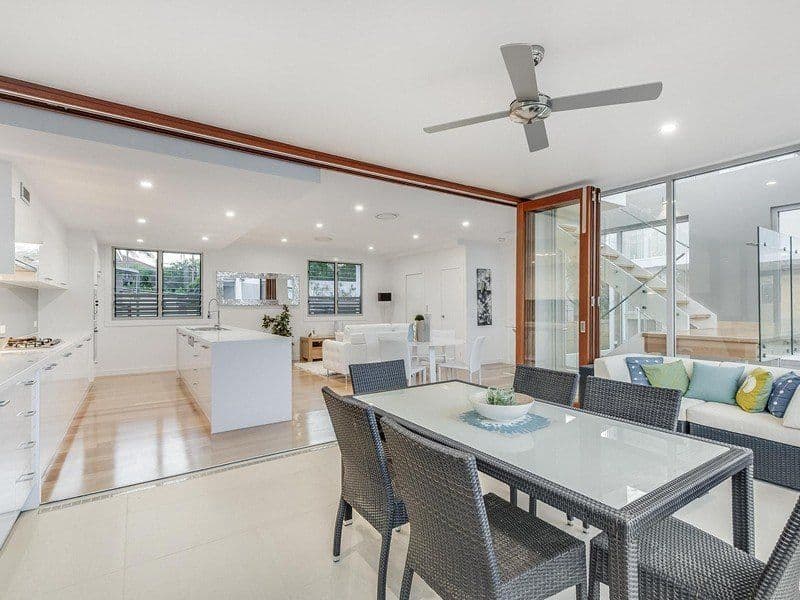 97 Baringa Street, Morningside QLD 4170, Morningside - Thumbnail 2