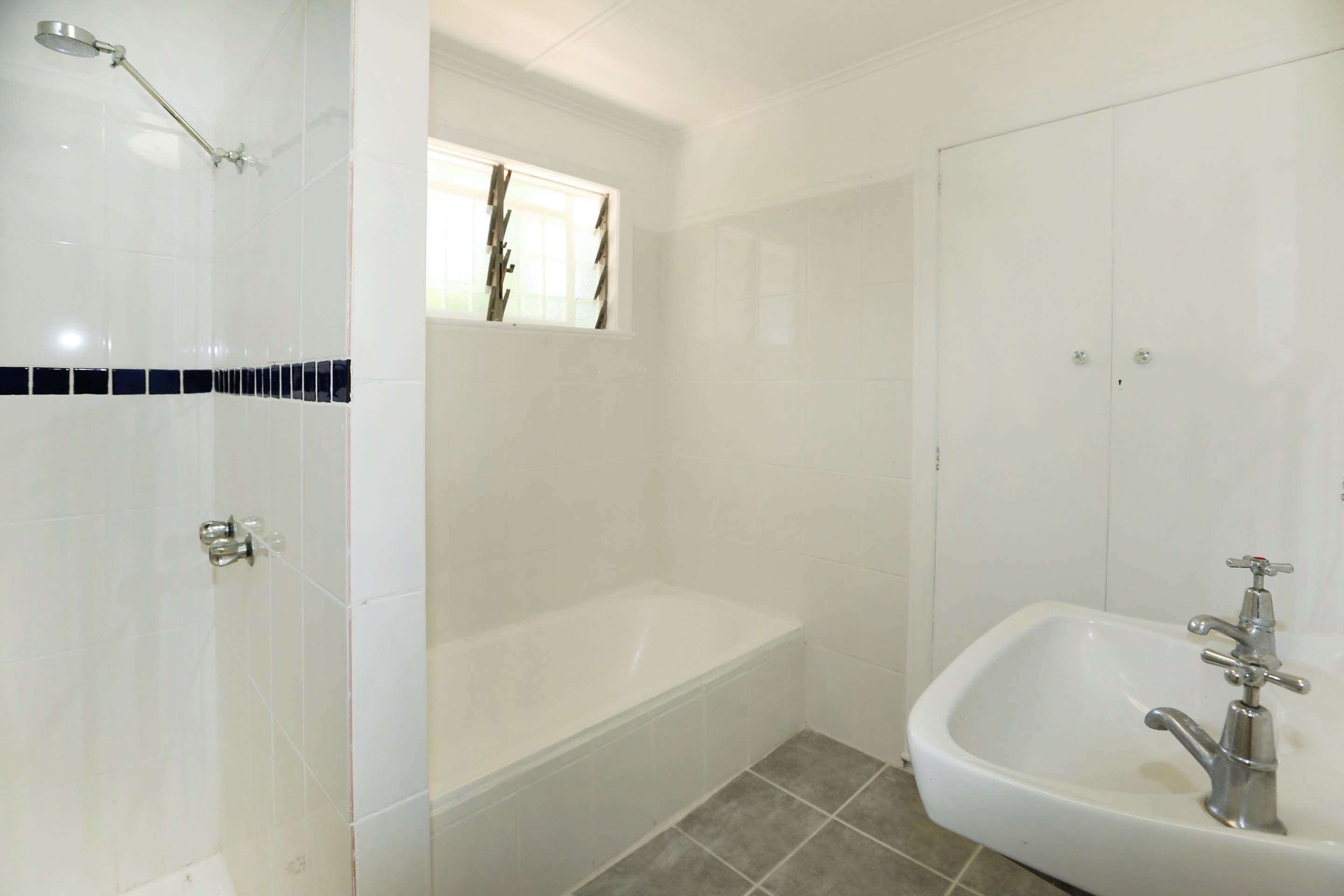 26 Surrey Street, Hyde Park QLD 4812, Hyde Park - Thumbnail 3