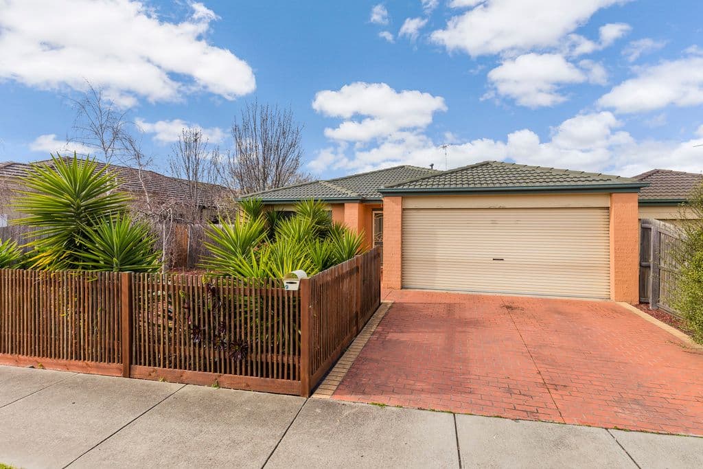 9 Nolan Place, LOVELY BANKS VIC 3213, Lovely Banks - Image 1
