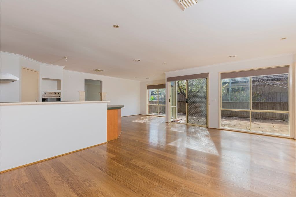 9 Nolan Place, LOVELY BANKS VIC 3213, Lovely Banks - Thumbnail 2