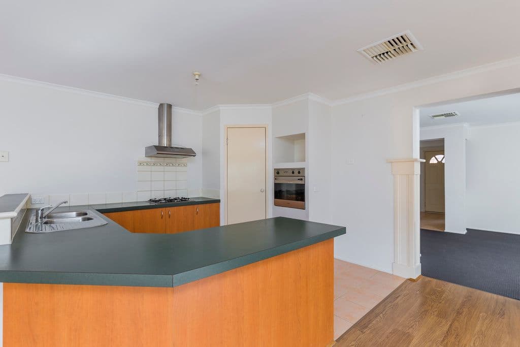 9 Nolan Place, LOVELY BANKS VIC 3213, Lovely Banks - Thumbnail 3