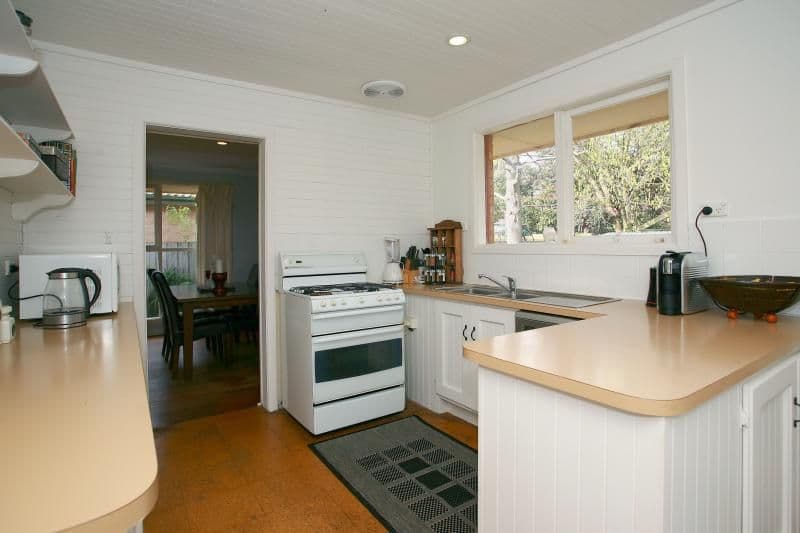 37 Meerlu Avenue, FRANKSTON VIC 3199, Frankston - Thumbnail 3