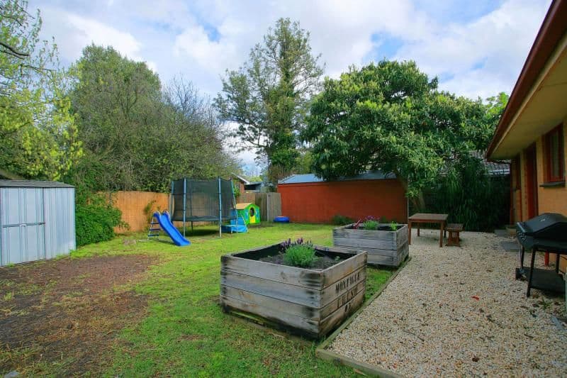 37 Meerlu Avenue, FRANKSTON VIC 3199, Frankston - Thumbnail 4