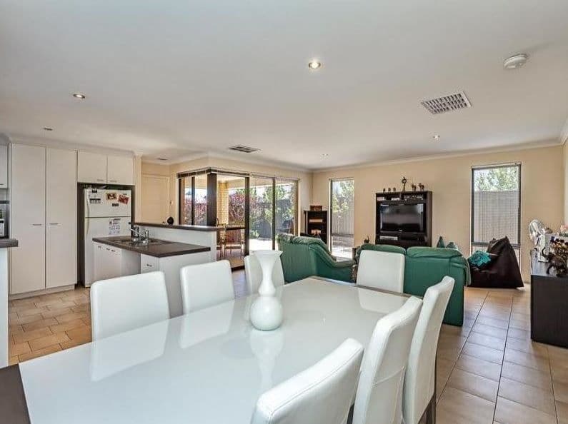 59 Neary Boulevard, Aveley WA 6069, Aveley - Thumbnail 2