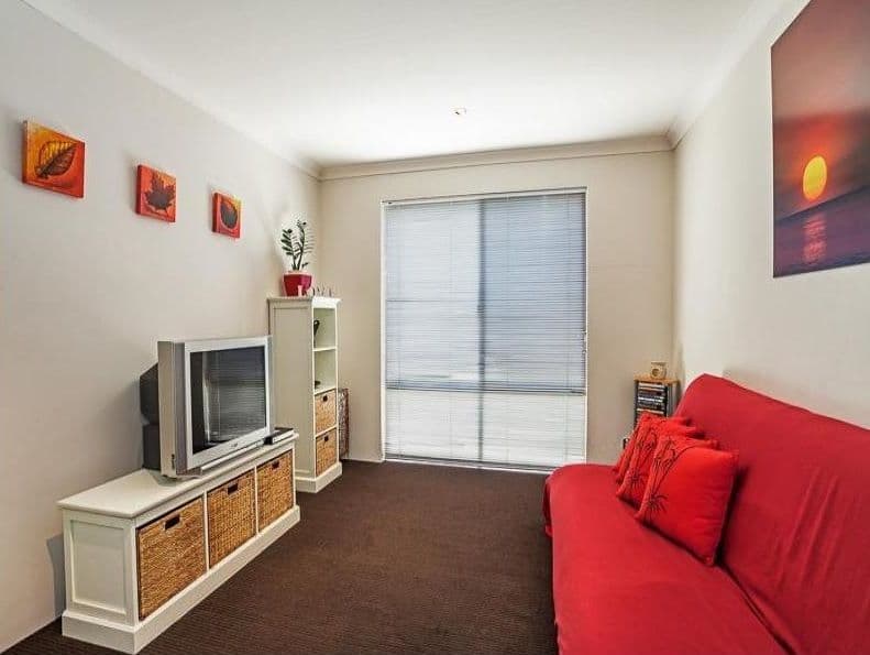 59 Neary Boulevard, Aveley WA 6069, Aveley - Thumbnail 6
