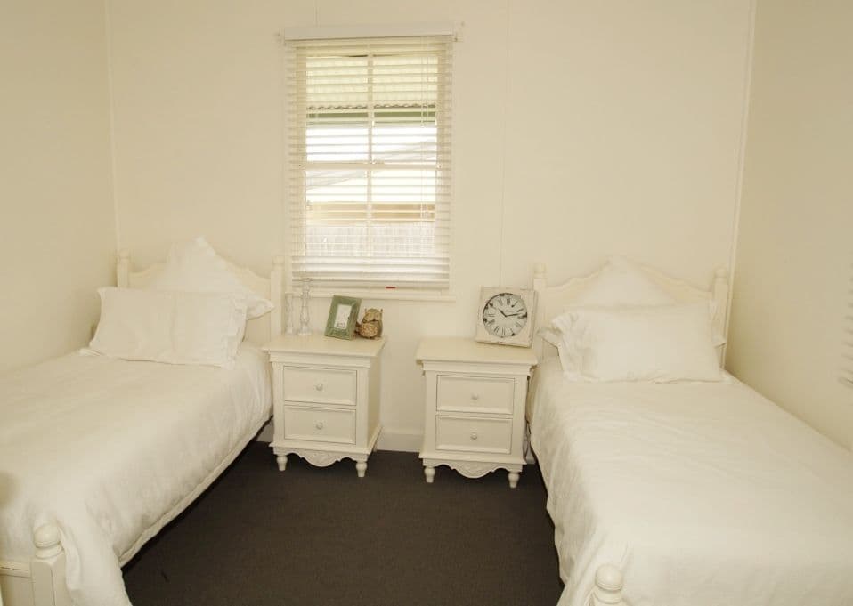 156 Allingham Street, Armidale - Thumbnail 2