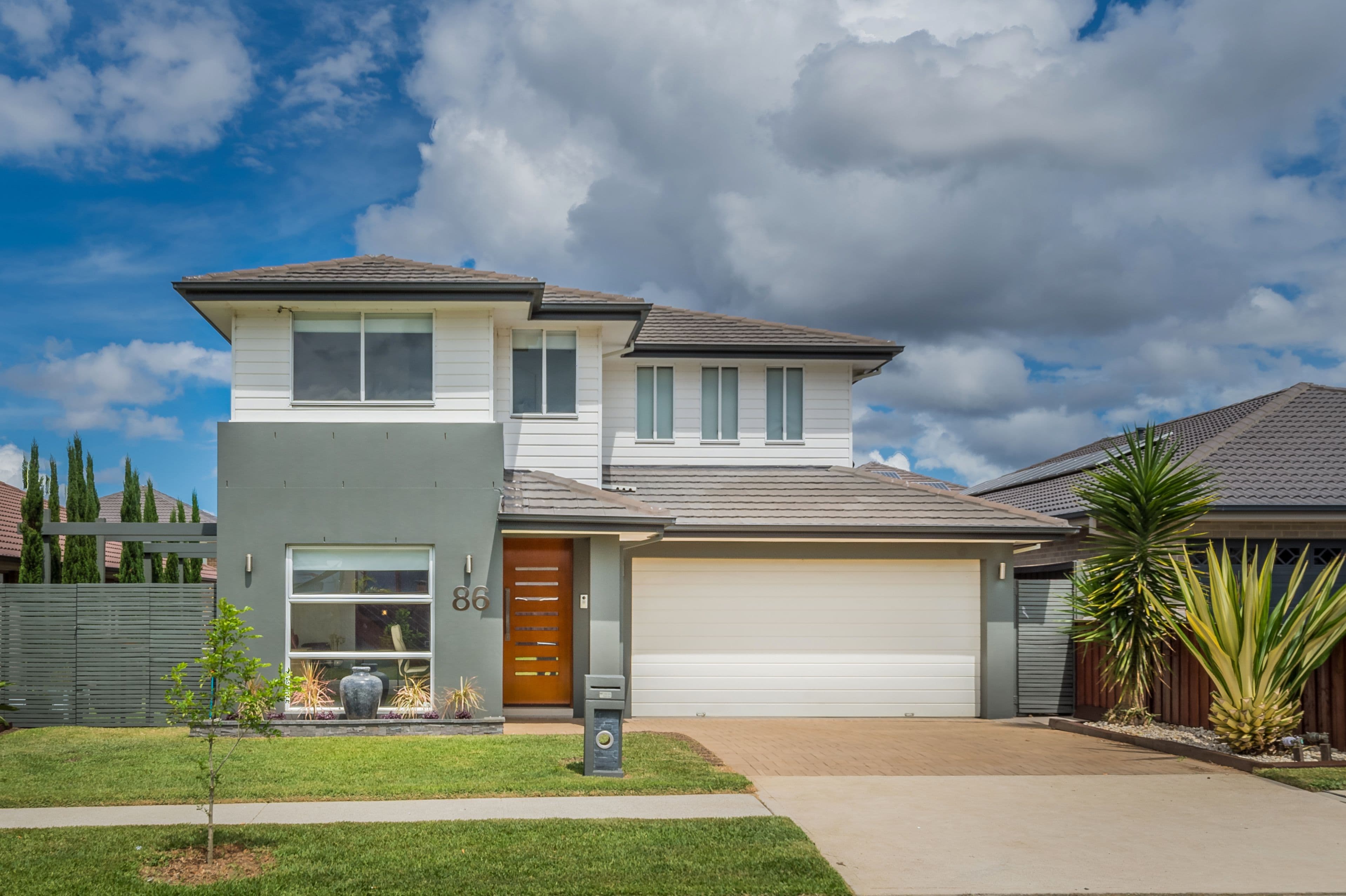 86 Pioneer Drive, Carnes Hill - Image 1