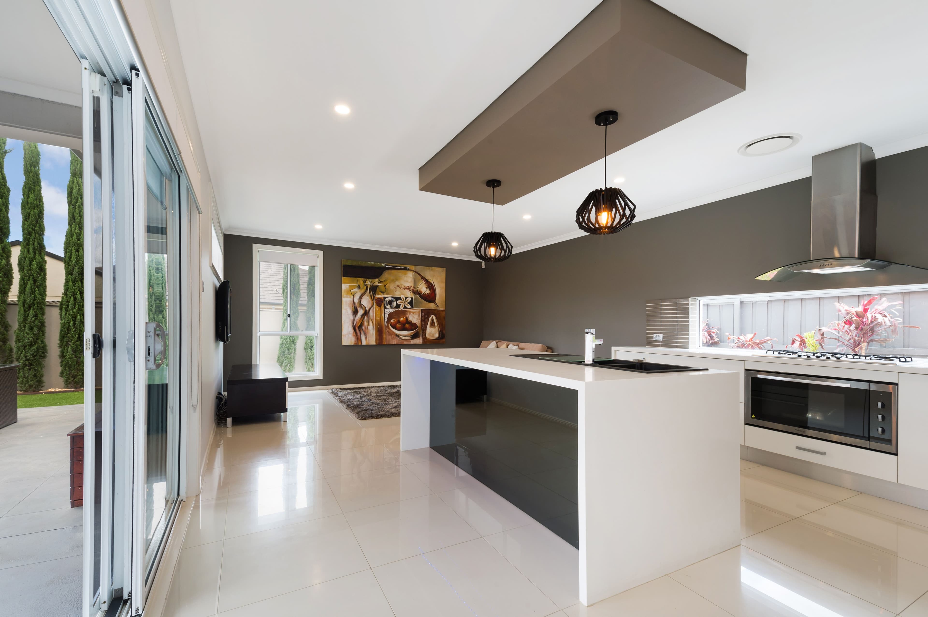 86 Pioneer Drive, Carnes Hill - Thumbnail 3