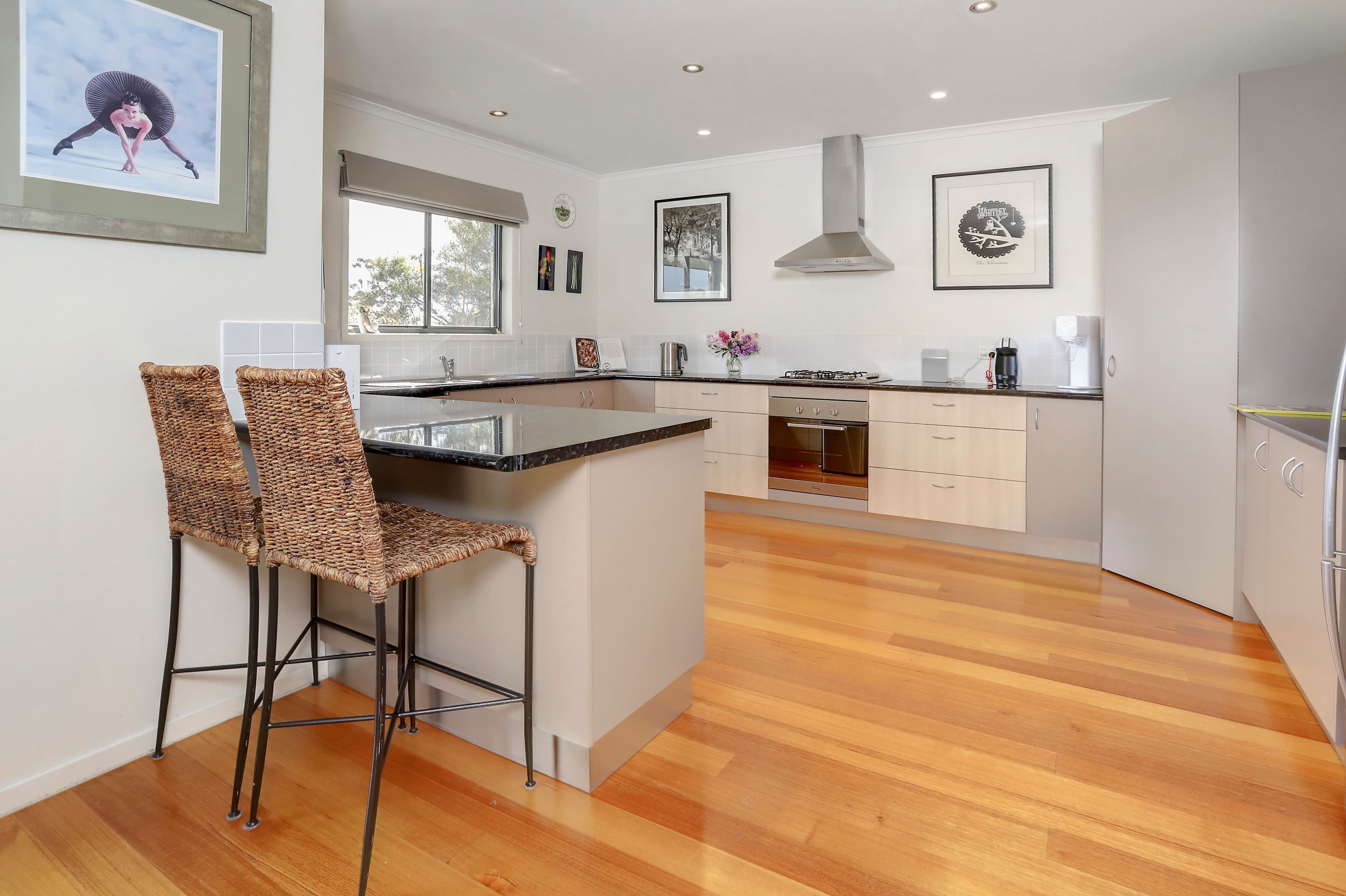 36 Dahlia Street, Dromana VIC 3936, Dromana - Thumbnail 2