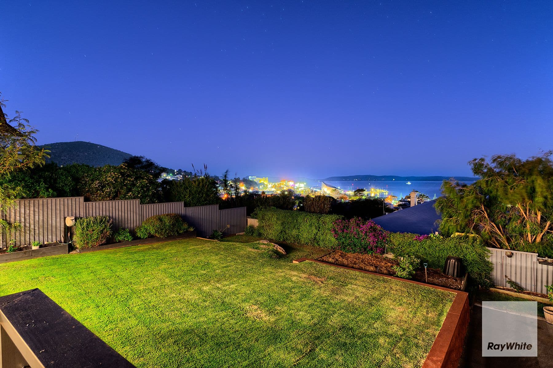 13 Hotchin Avenue, Albany WA 6330, Albany - Thumbnail 2