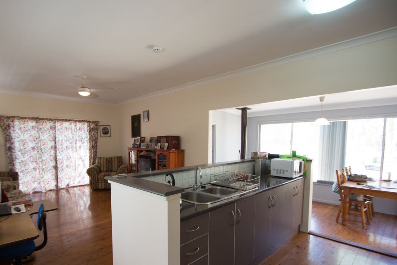 2 Oakendale Road, Glen Oak NSW 2320, Glen Oak - Thumbnail 4