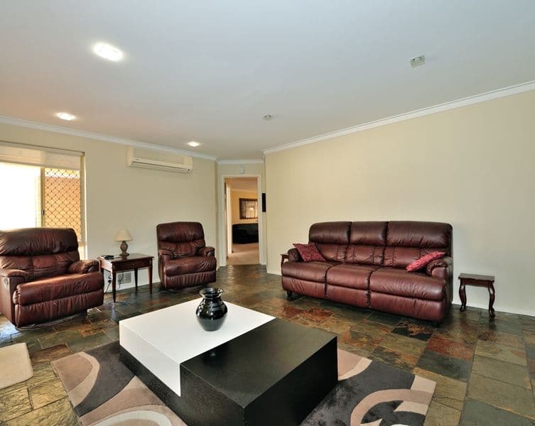 12 Frigate Close, WAIKIKI WA 6169, Waikiki - Thumbnail 4