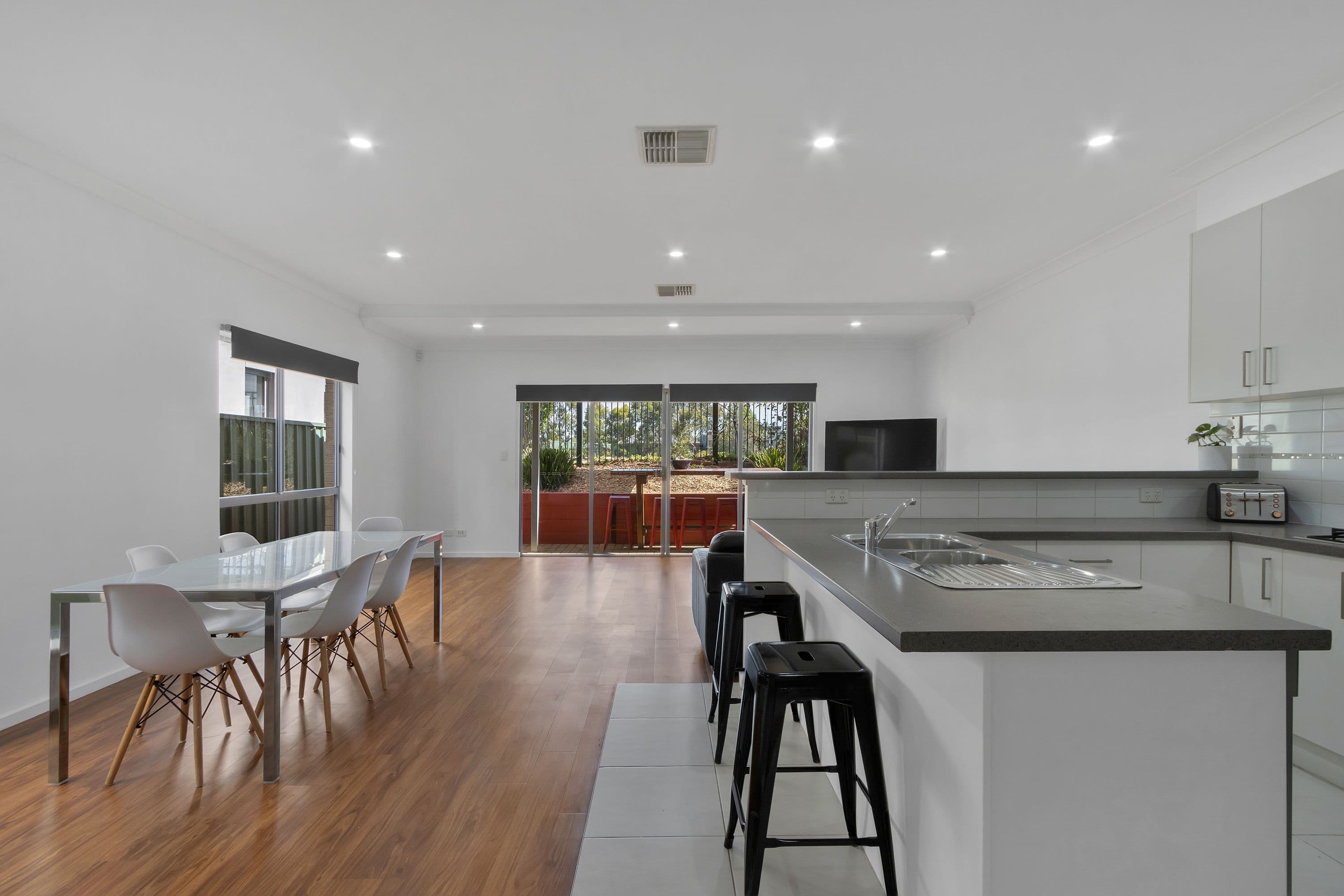 20 Phillipson Circuit, Mawson Lakes SA 5095, Mawson Lakes - Thumbnail 6